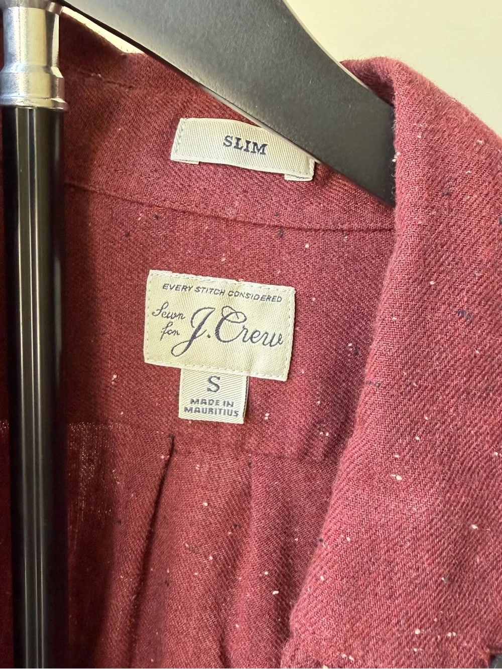 J. Crew Men's Burgundy Button-Up Shirt